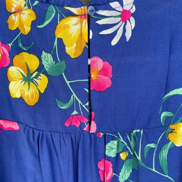 Old Navy Blue Floral Blouse Size Small - Picture 15 of 16